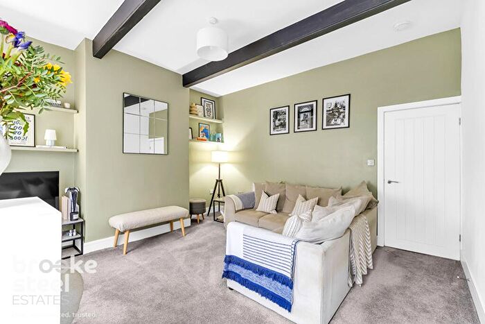 2 Bedroom Cottage For Sale In Bolton Road North, Stubbins, BL0