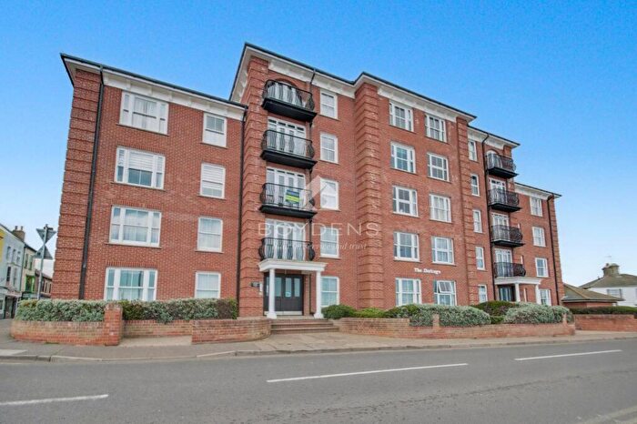 2 Bedroom Flat For Sale In The Parade, Walton On The Naze, CO14