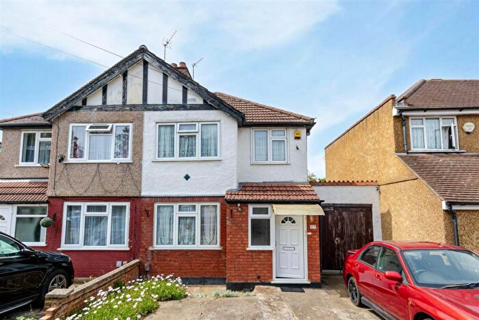 3 Bedroom Semi-Detached House For Sale In Boxtree Lane, Harrow, HA3