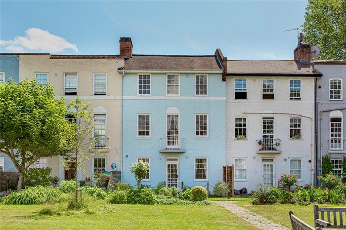 4 Bedroom Terraced House To Rent In Barton Road, London, W14