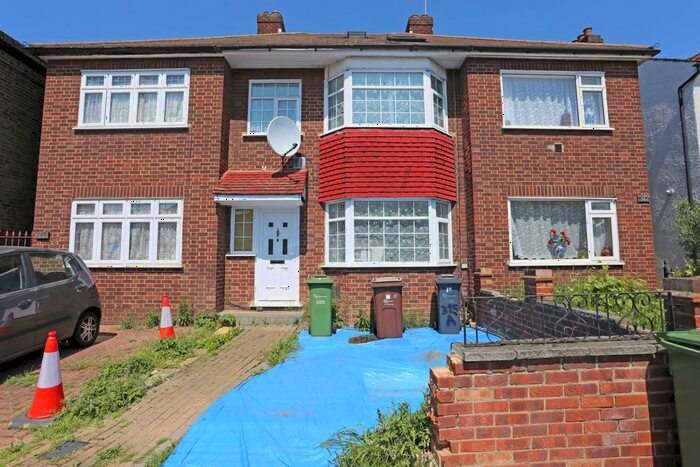 4 Bedroom Terraced House To Rent In High Road, Chadwell Heath, RM6