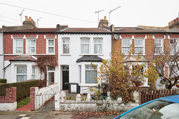 2 Bedroom Terraced House For Sale In Waldeck Road, Chiswick, W4