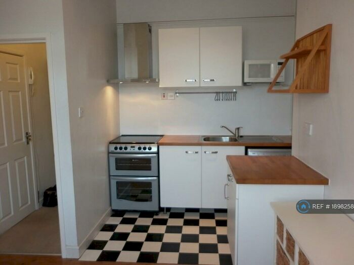 1 Bedroom Flat To Rent In Ashley Road, Bristol, BS6