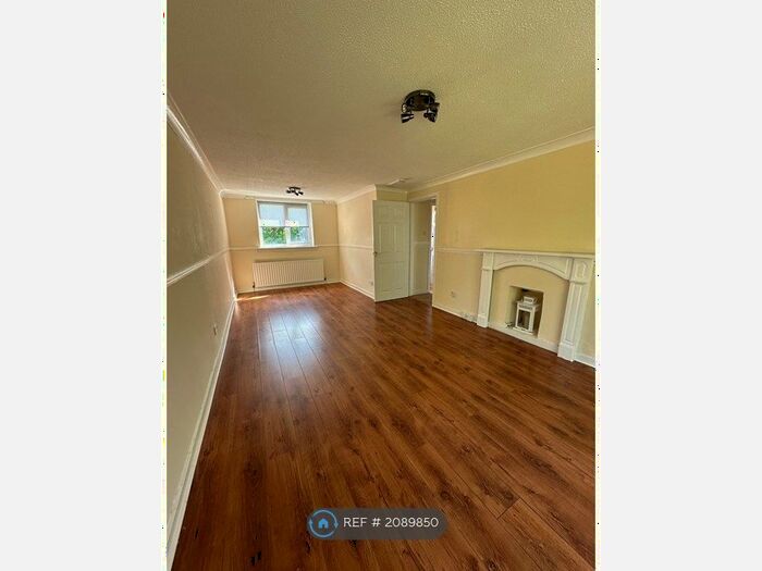 2 Bedroom Flat To Rent In Brisbane Terrace, East Kilbride, Glasgow, G75