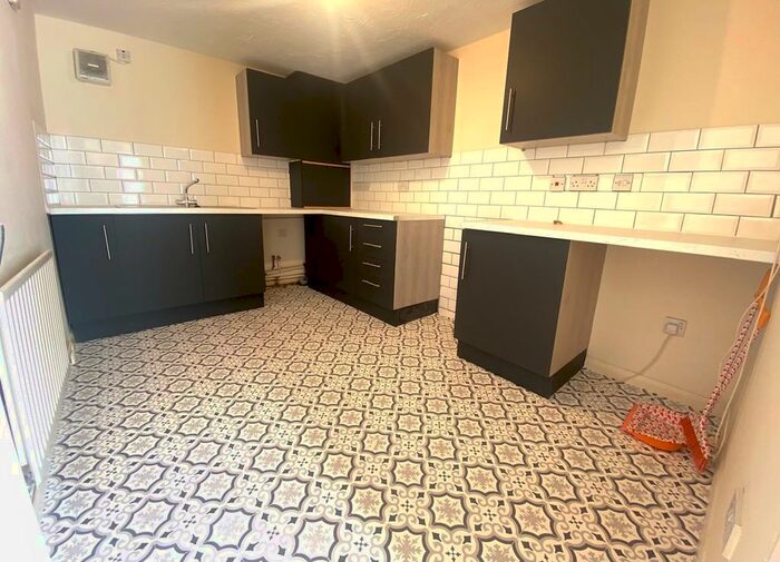 2 Bedroom Flat To Rent In Eastgate, Louth, LN11