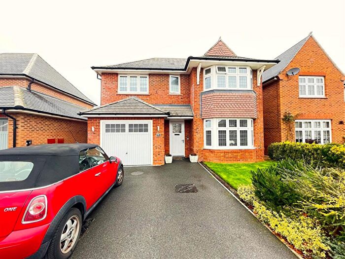 3 Bedroom Detached House For Sale In Leamington Road, Little Sutton, CH66