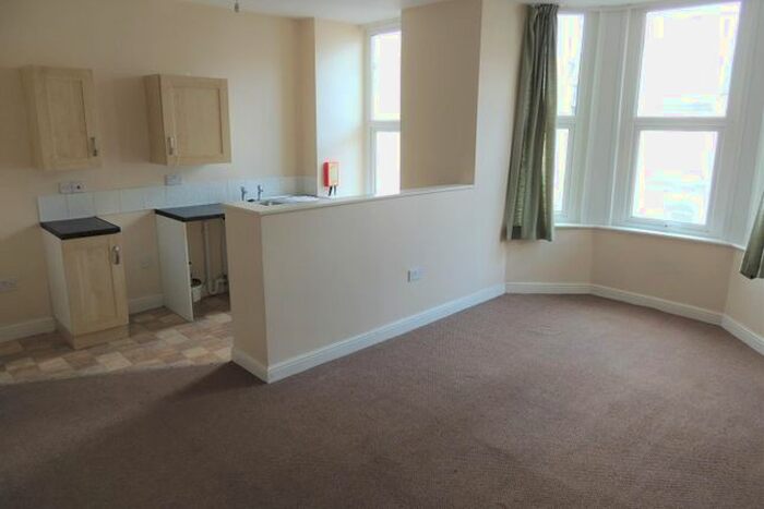 2 Bedroom Flat To Rent In Greenclose Road, Ilfracombe EX34