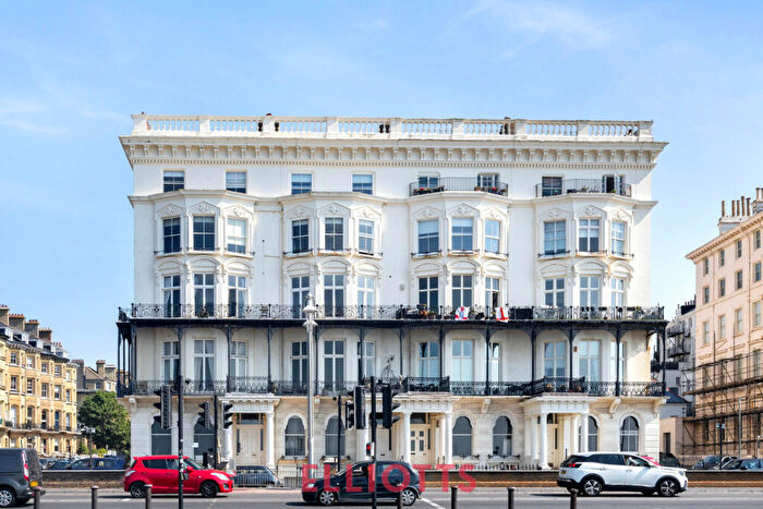 1 Bedroom Flat For Sale In Adelaide Mansions, Hove, BN3