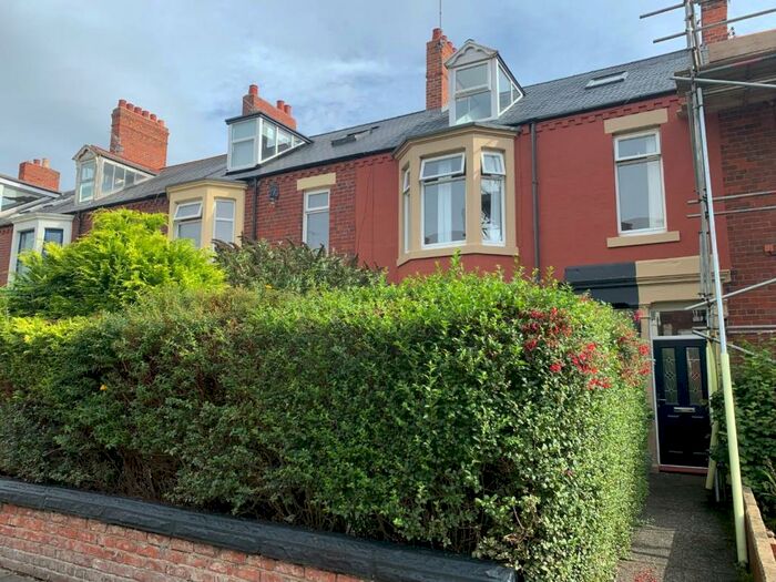 4 Bedroom Maisonette To Rent In Hulne Avenue, Tynemouth, Tyne And Wear, NE30