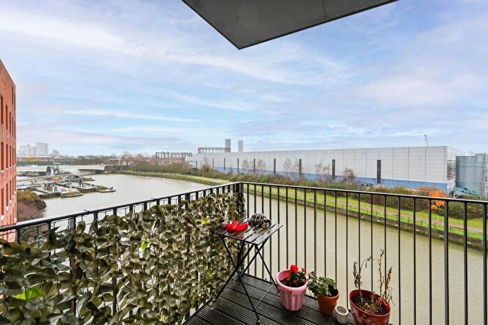 2 Bedroom Flat For Sale In Navigation Road, , Tower Hamlets, London, E3