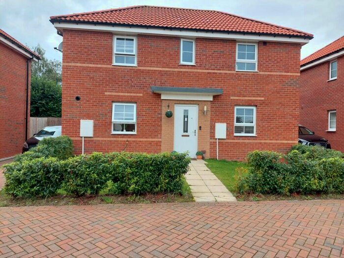 3 Bedroom Semi-Detached House To Rent In Warbler Drive, Beverley, East Riding Of Yorkshire, HU17