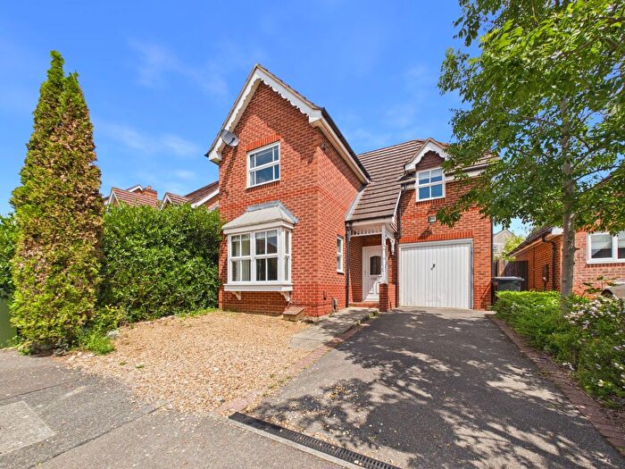 3 Bedroom Detached House For Sale In Alder Road, Hampton Hargate, PE7