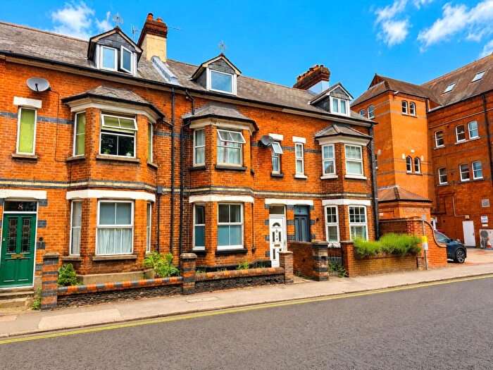 6 Bedroom Terraced House For Sale In Union Road, Farnham, Surrey, GU9
