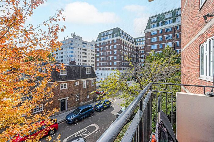 3 Bedroom Flat For Sale In Draycott Avenue, Chelsea, London, SW3