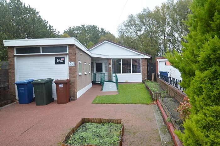 2 Bedroom Bungalow To Rent In Whinneyfield Road, Walkergate, Newcastle-Upon-Tyne, NE6