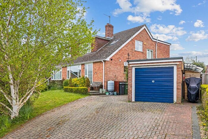 3 Bedroom Semi-Detached House For Sale In Sarum Way, Hungerford, Berkshire, RG17