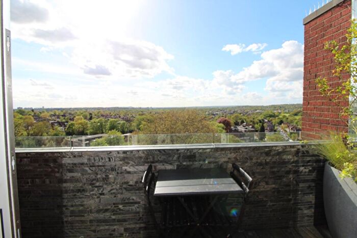 2 Bedroom Flat To Rent In Norman Court, Nether Street, Finchley, N3