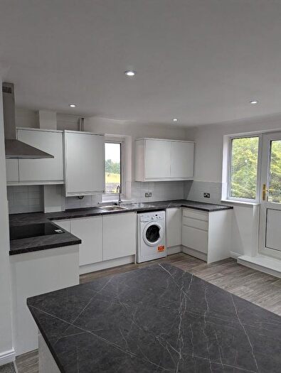 2 Bedroom Flat To Rent In Oldchurch Road, Romford, RM7