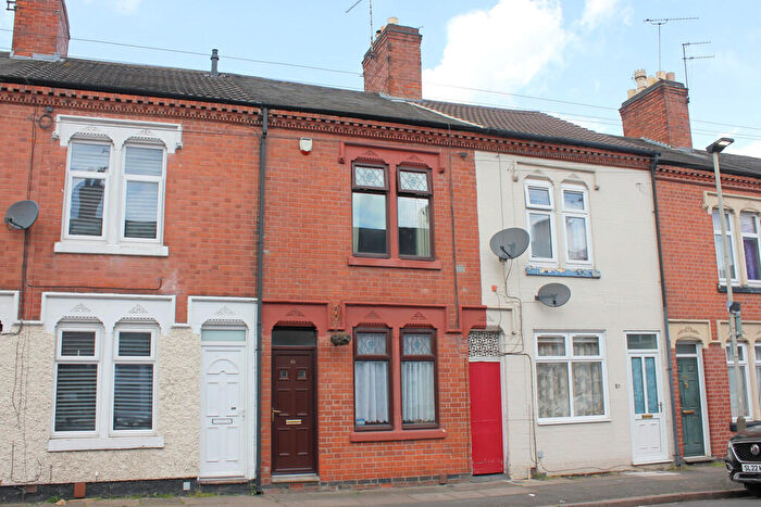 2 Bedroom Terraced House For Sale In Cranmer Street, Leicester, LE3