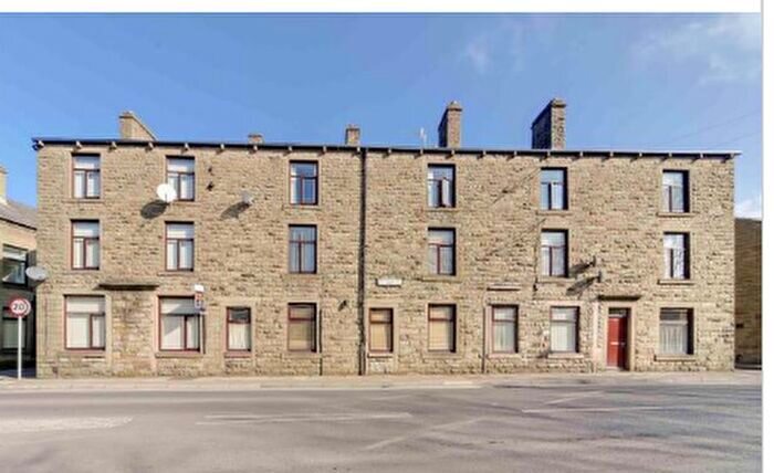 2 Bedroom Flat To Rent In Cowpe View, Bacup Road, Waterfoot, BB4