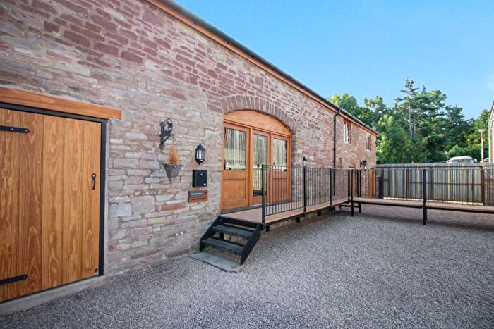 2 Bedroom Property To Rent In Nibley Hill, Blakeney, GL15