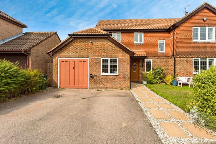 4 Bedroom Detached House For Sale In Saxon Road, Worth, Crawley, RH10