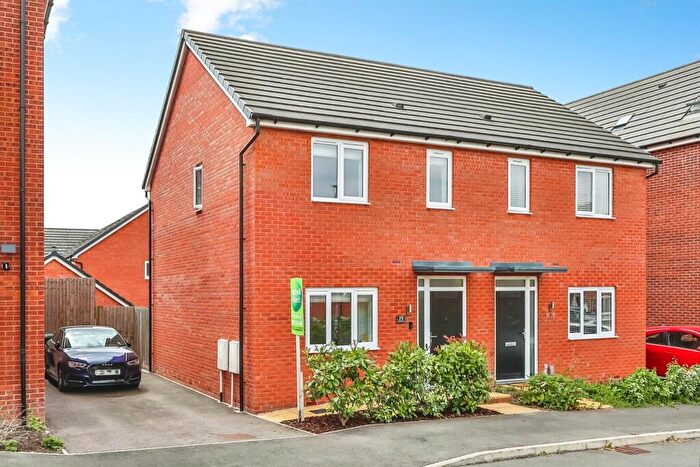 2 Bedroom Semi-Detached House For Sale In Stephenson Road, Eastwood, Nottingham, NG16