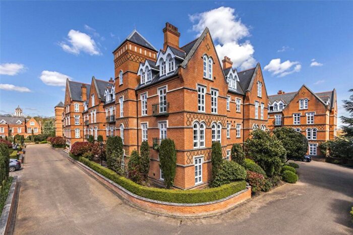 3 Bedroom Apartment To Rent In Holloway Drive, Virginia Water, Surrey, GU25