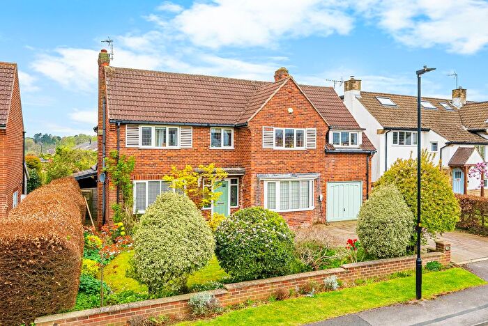 5 Bedroom Detached House For Sale In Firs Drive, Harrogate, HG2