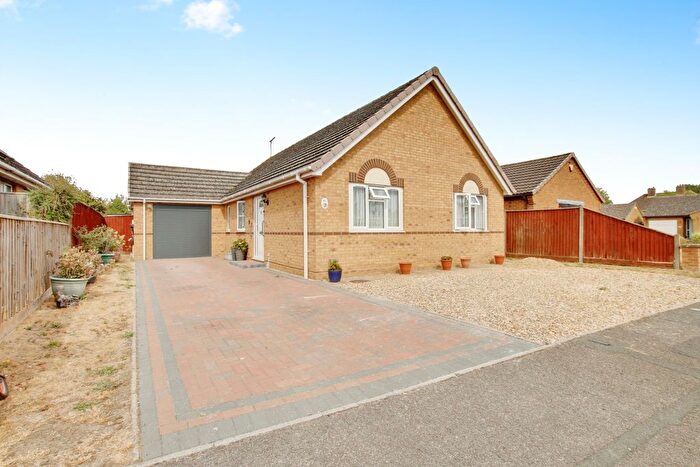 3 Bedroom Detached Bungalow For Sale In The Green, March, PE15