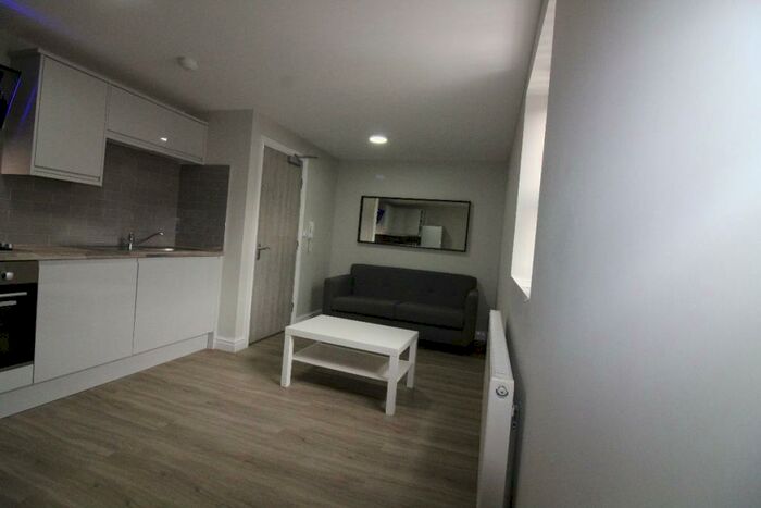 2 Bedroom Apartment To Rent In St Pauls Road, Preston, PR1