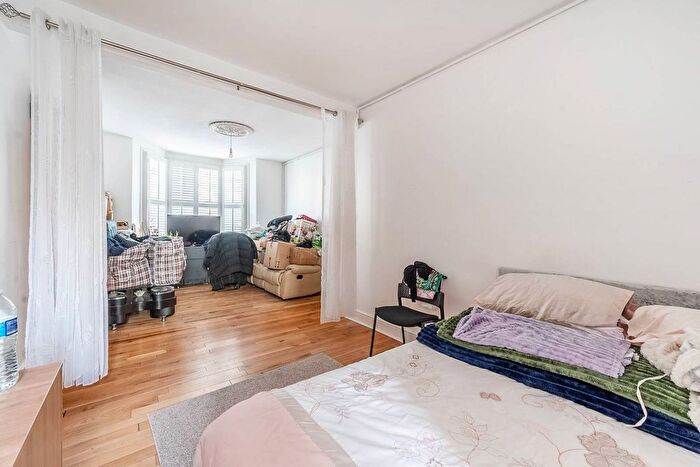 3 Bedroom Terraced House For Sale In Wellington Road, Harrow Weald, Harrow, HA3