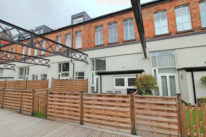 2 Bedroom Town House To Rent In Wheatsheaf Court, Knighton, Leicester, LE2