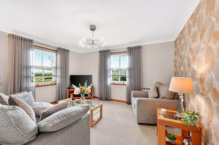 2 Bedroom Property For Sale In Watson Green, Livingston, EH54