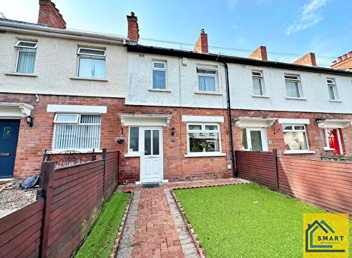 3 Bedroom Mid Terraced House For Sale In Strandburn Parade, Belfast, BT4