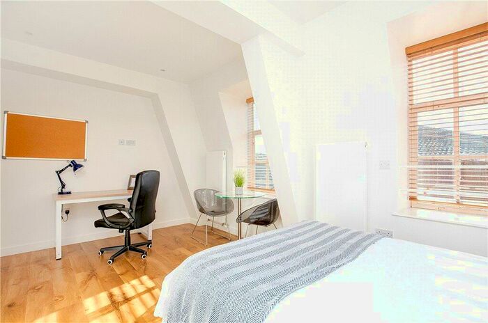 Apartment To Rent In Princess Beatrice House, Chelsea, London, SW10