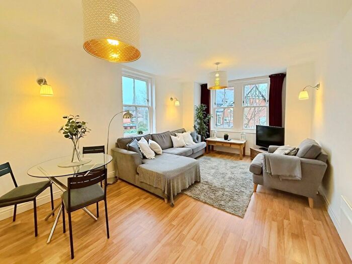1 Bedroom Flat For Sale In Edale, Groby Road, Altrincham, Greater Manchester, WA14