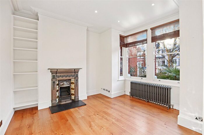 3 Bedroom Terraced House For Sale In Brookfield Road, Chiswick, London, W4