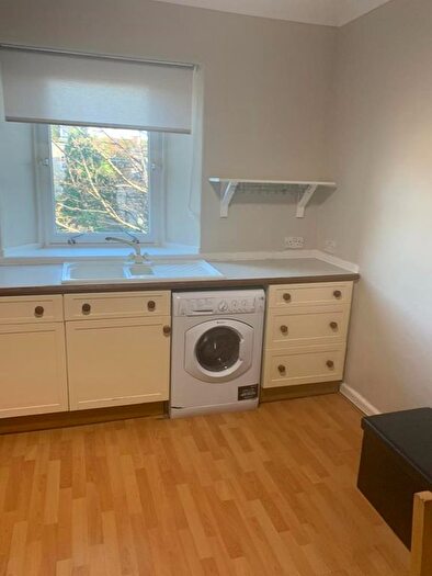 1 Bedroom Flat To Rent In Bon Accord Street, Aberdeen, AB11