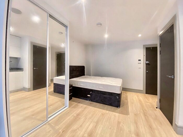 Studio To Rent In Mercantile House, Uxbridge, Greater London, UB8