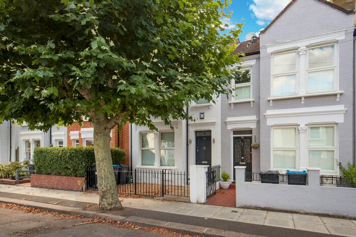 4 Bedroom Terraced House To Rent In Havelock Road, Wimbledon, SW19