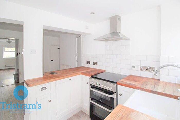 3 Bedroom Terraced House For Sale In Ogden Square, Gonerby Hill Foot, NG31