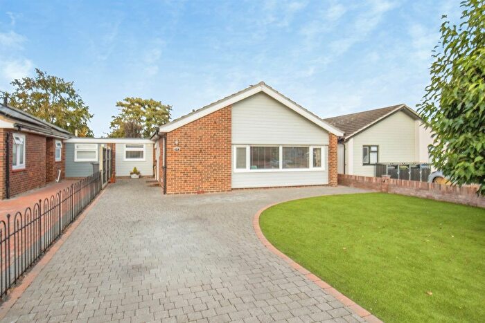 3 Bedroom Detached Bungalow For Sale In Rosemary Avenue, Felixstowe, IP11