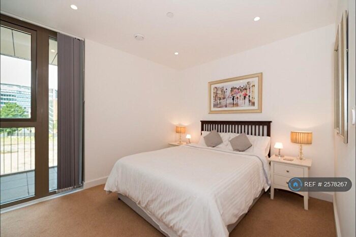 1 Bedroom Flat To Rent In Caithness Walk, East Croydon, CR0