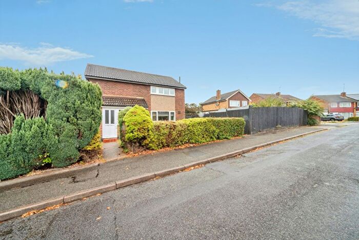 3 Bedroom Detached House For Sale In South Lawne, Bletchley, Milton Keynes, MK3