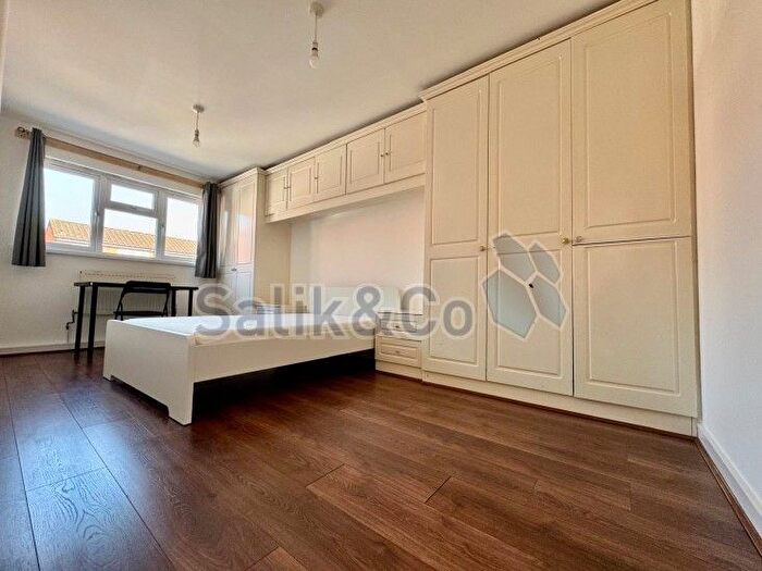 5 Bedroom Terraced House To Rent In Usher Road, London, E3