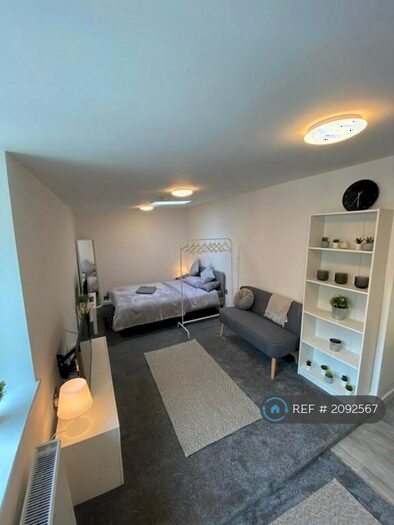 Studio To Rent In Studio, Stafford, ST16