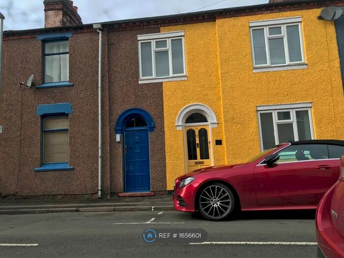 3 Bedroom Terraced House To Rent In Russell Street, Stafford, ST16