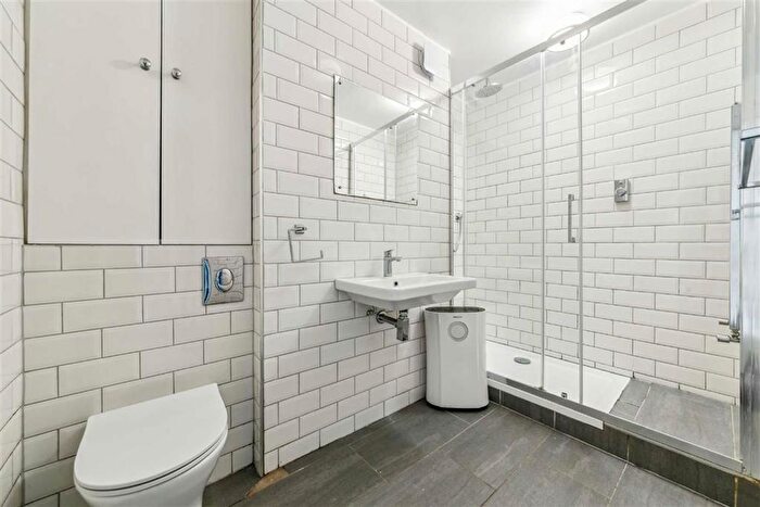 1 Bedroom Flat To Rent In Benedict Road, Brixton, SW9