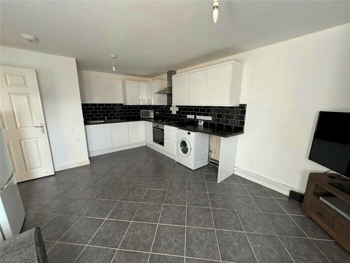 1 Bedroom Flat To Rent In Heath End Road, Nuneaton, Warwickshire, CV10